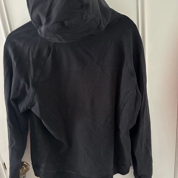 Black lululemon hoodie - Picture 3 of 5